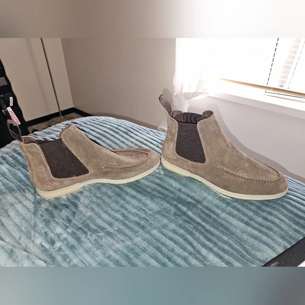 SCAROSSO SUEDE CHELSEA BOOT SZ 37 - Picture 3 of 7